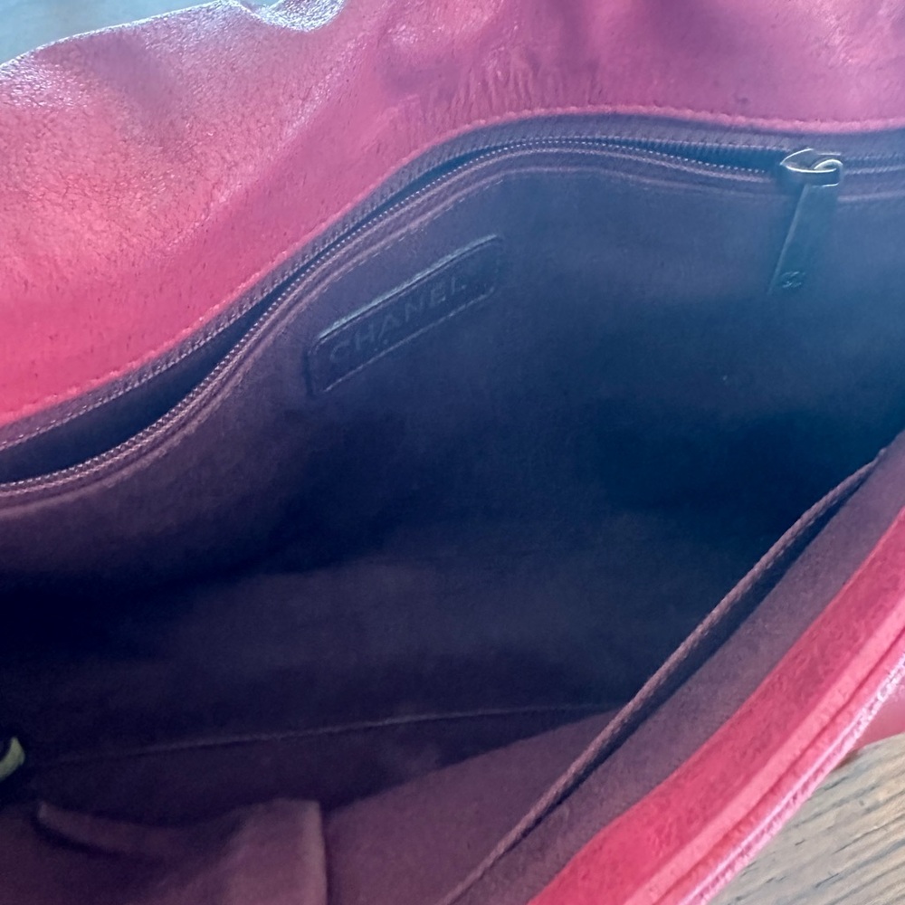 Gorgeous red Chanel Boy bag for Mikey - Picture 8 of 16